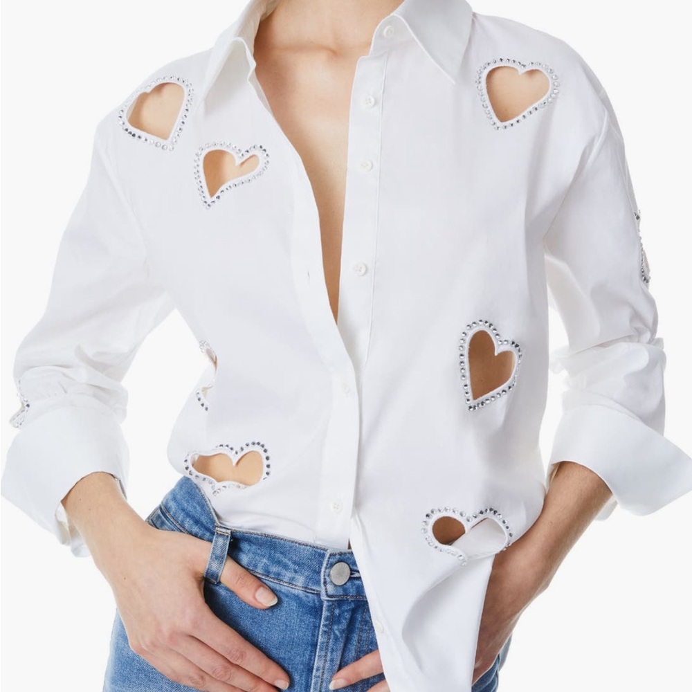 Alice + Olivia
Finley Crystal-Embellished Heart Cut Out Shirt
